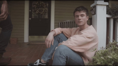 Lời dịch Let Me Down Slowly – Alec Benjamin [Học tiếng Anh qua bài hát với Toomva]