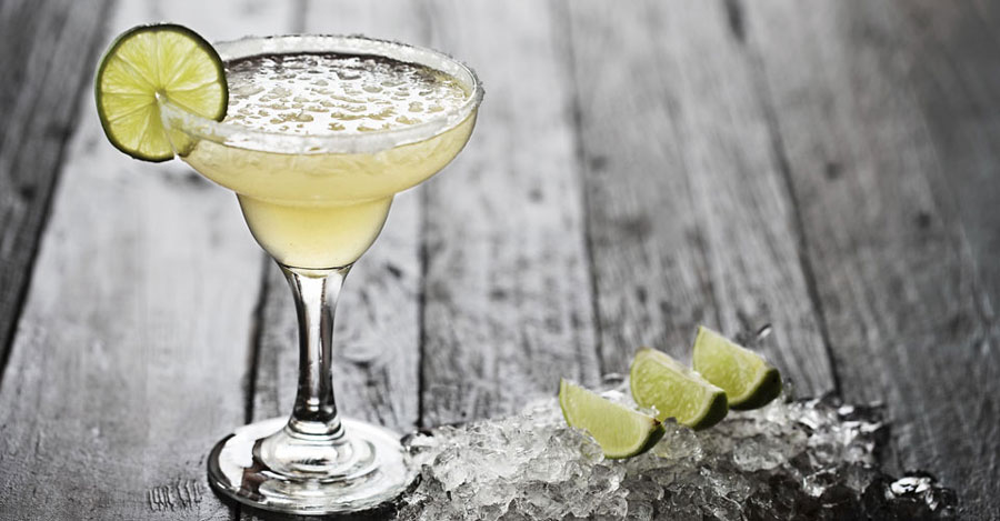 15-tu-vung-tieng-anh-ve-cac-loai-coc-ly-margarita-glass.jpg