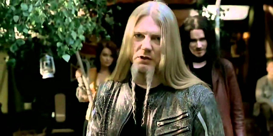 Lời dịch While Your Lips Are Still Red – Nightwish