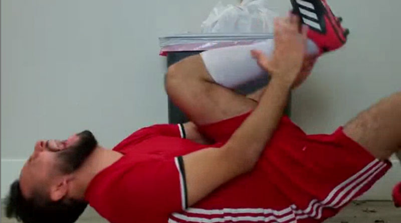 Day-in-the-life-of-a-fútbal-player.jpg