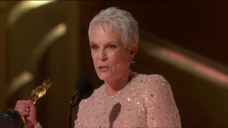Jamie Lee Curtis “Vượt mặt” Các Sao Nữ Trẻ Đẹp Tại Lễ Trao Giải Oscar 95