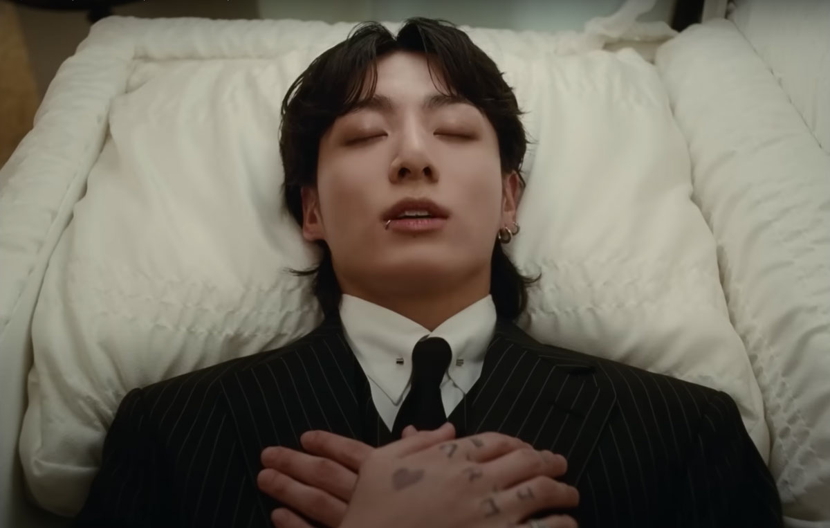 Lời dịch Seven – Jung Kook feat. Latto