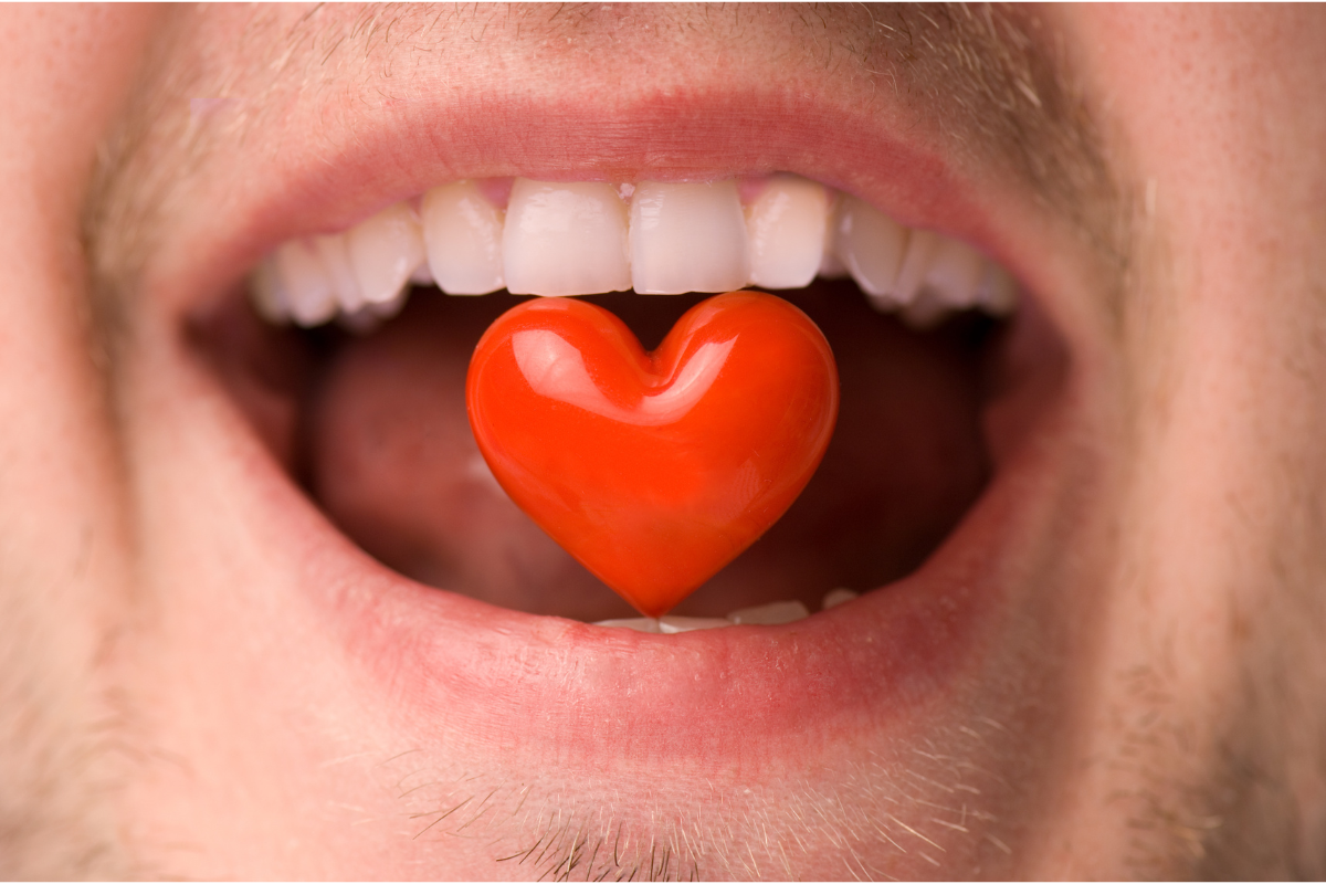 Somebody's heart in one's mouth