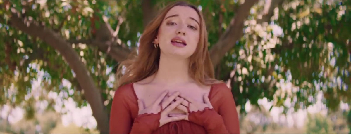 Lời dịch Fall in Love Alone – Stacey Ryan - ảnh 1