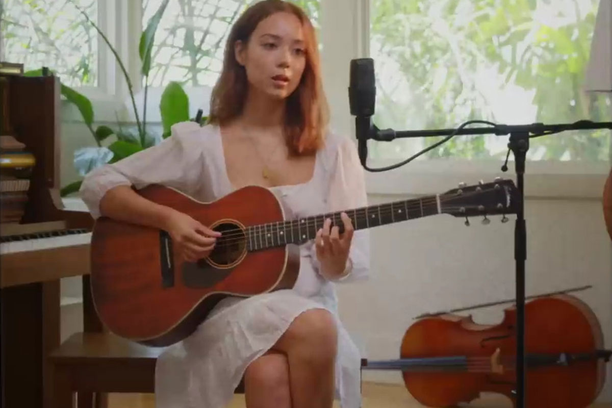 Lời dịch Let You Break My Heart Again – Laufey