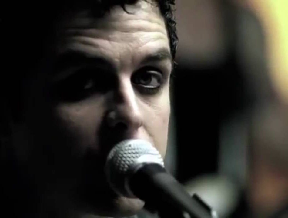 Lời dịch Boulevard of Broken Dreams - Green Day - ảnh 2