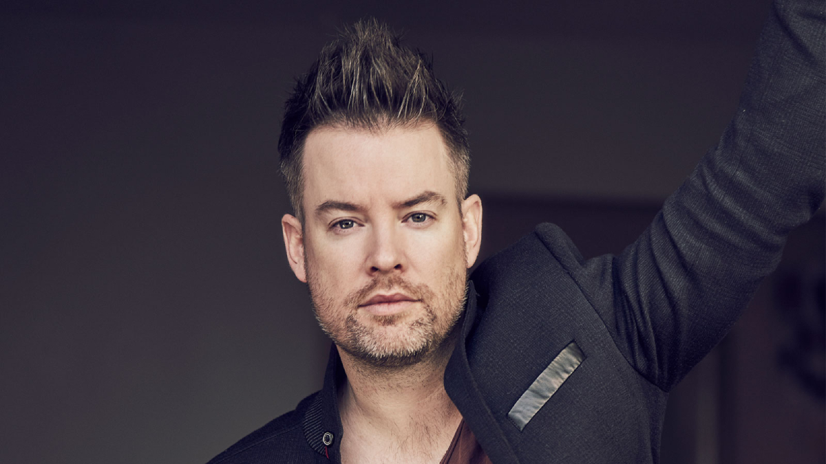 lời dịch The Music of the Night - David Cook - ảnh 1lời dịch The Music of the Night - David Cook - ảnh 2