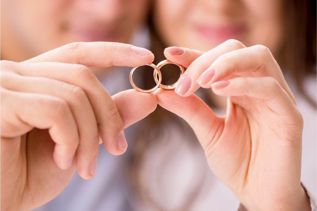 Mẫu câu hỏi về hôn nhân