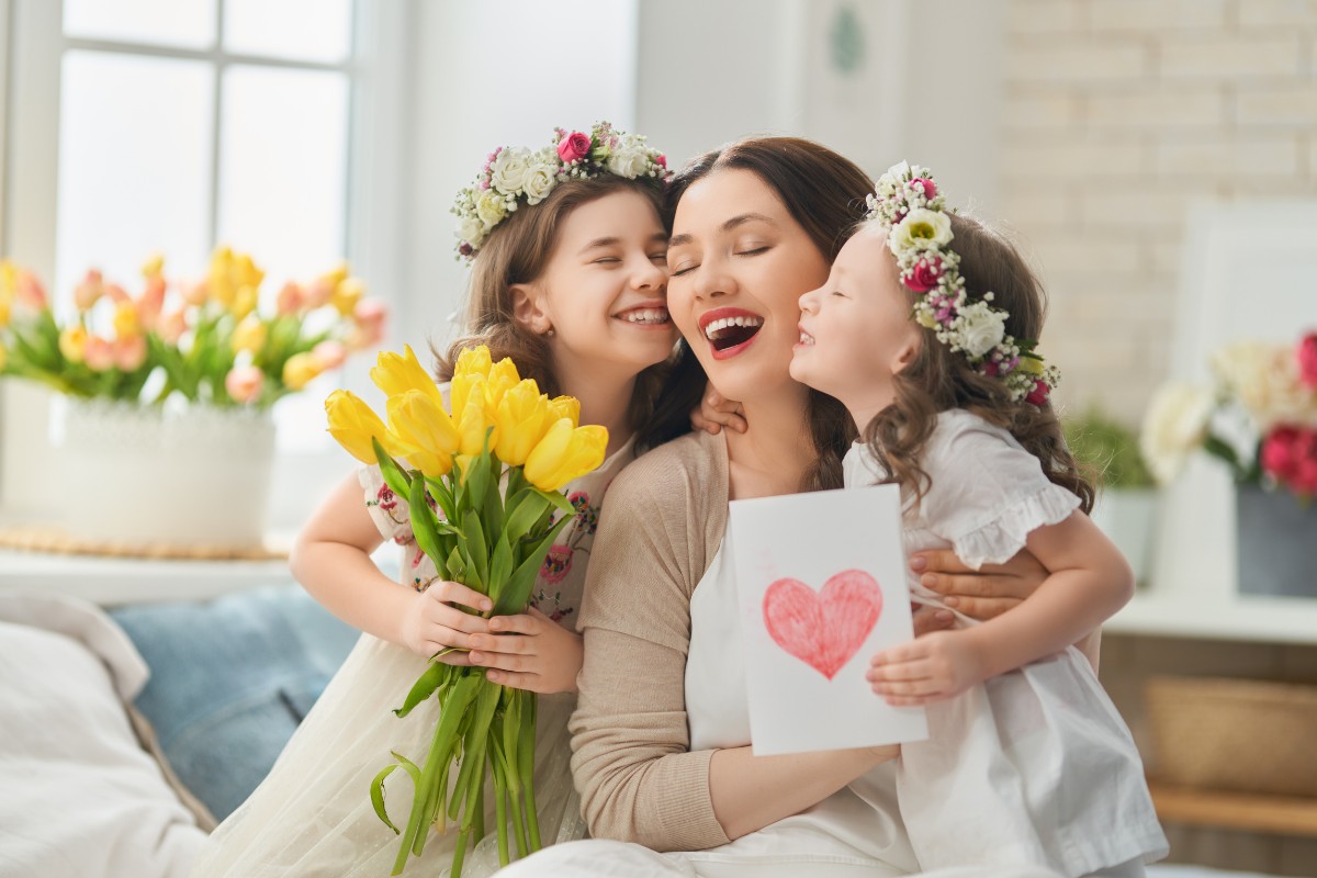 Mẫu câu bày tỏ cảm xúc