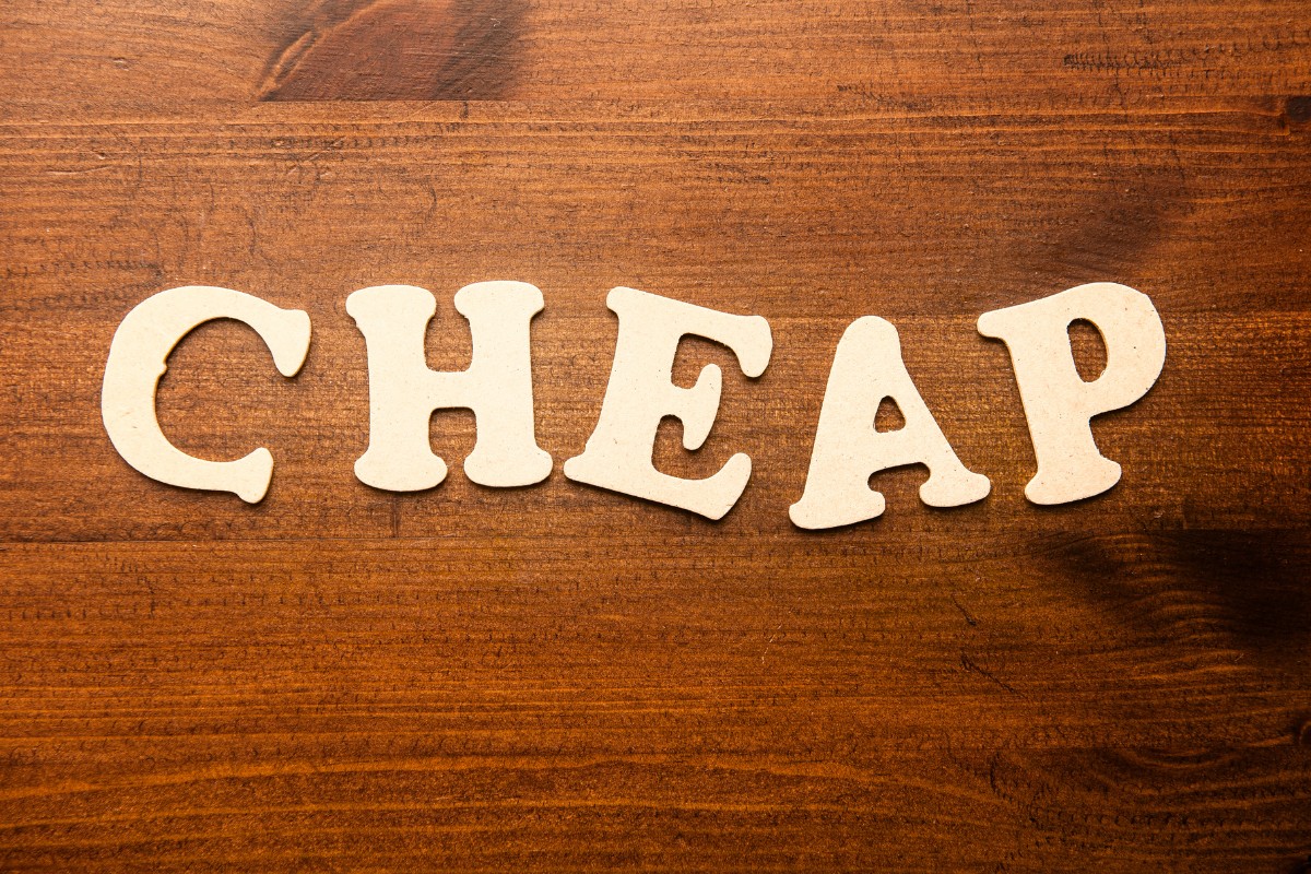 10 từ thay thế "cheap" trong Tiếng Anh