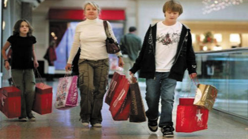 Mức chi sài của người tiêu dùng ở Mỹ tăng 0,4% vào tháng bảy - US consumer spending up 0.4% in July.
