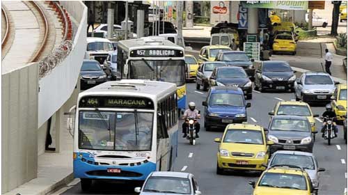Sốc vụ hiếp dâm trên xe bus và vụ tấn công ở Brazil - Rio de Janeiro bus rape: Shock over latest Brazil attack
