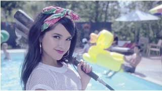 Shower - Becky G