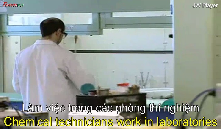 Công việc của một kỹ thuật viên hóa học